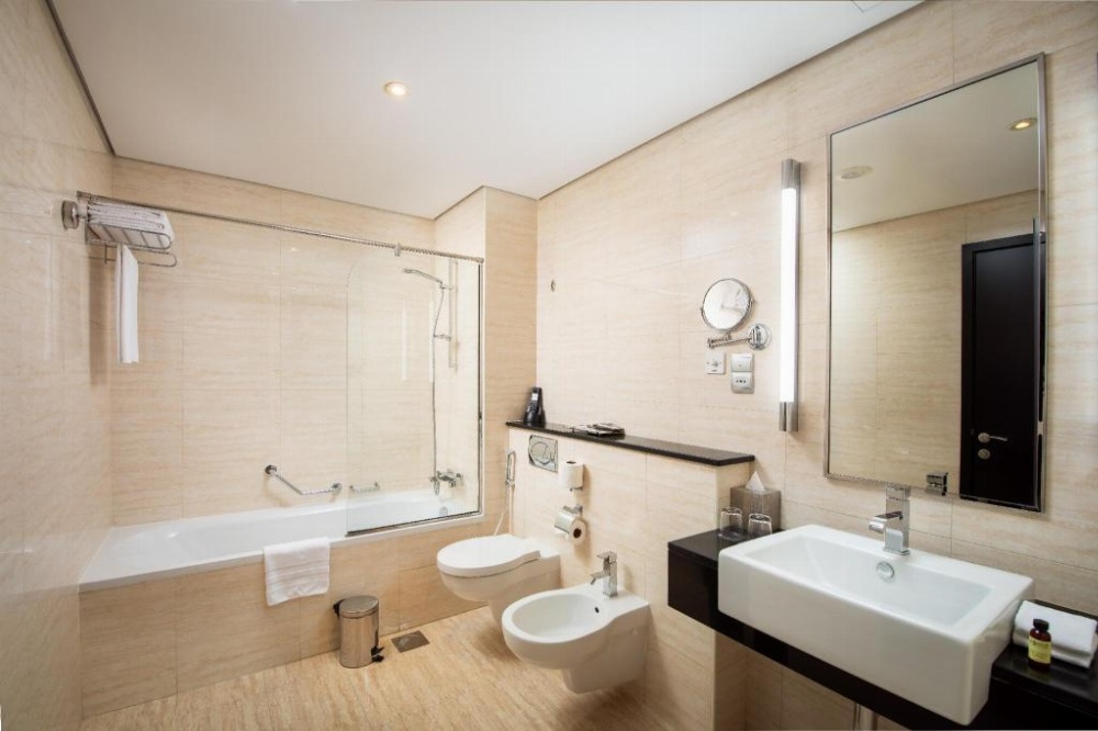 Pullman Dubai Jumeirah Lakes Towers Main image