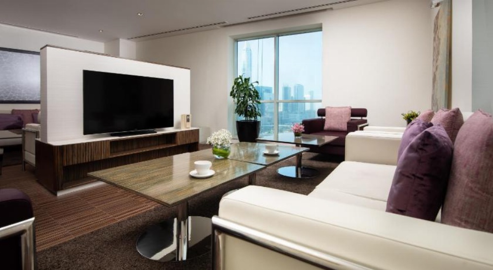 Pullman Dubai Jumeirah Lakes Towers Image 25